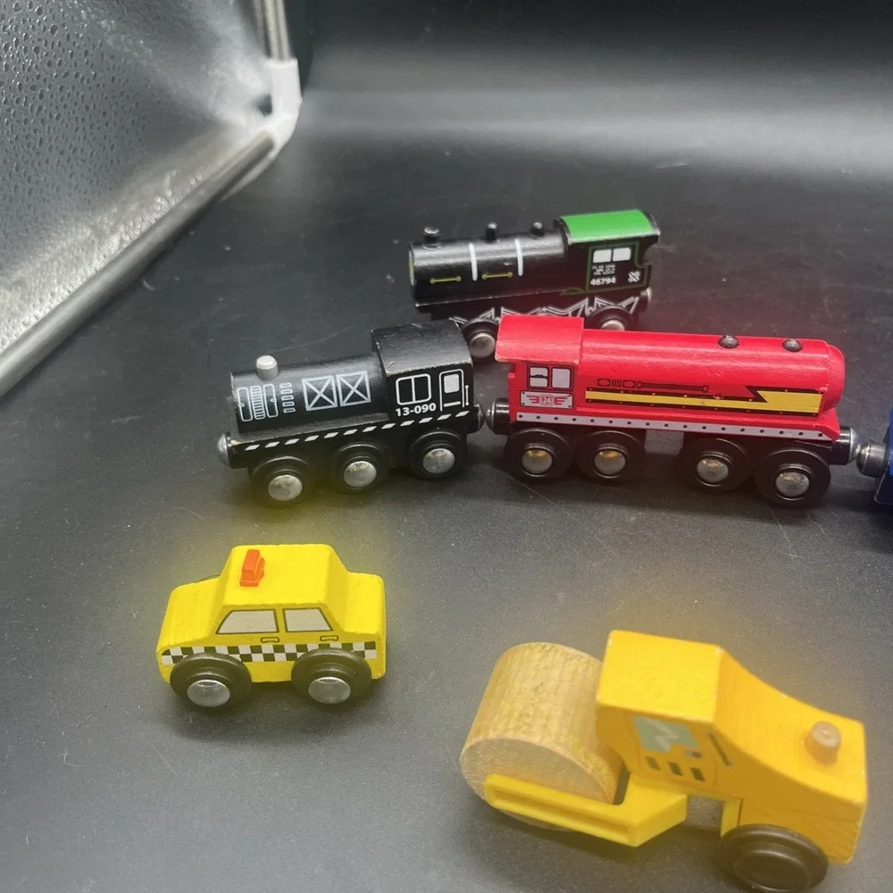 Mixed Wooden Train Lot 8pc Imaginarium Maxim Toys R Us Steam Roller Taxi